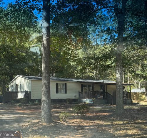 1424 Al Roberts Rd, Senoia, GA, 30276-2932 | Card Image