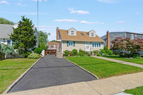 64 Chester Rd, Lynbrook, NY, 11563-3842 | Card Image