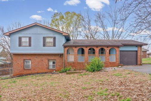 303 Bradley Ct, Hopkinsville, KY, 42240-5312 | Card Image