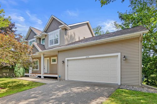 6591 30th Street Ct N, Oakdale, MN, 55128-3604 | Card Image