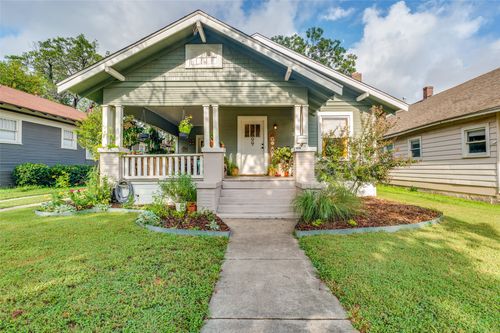 3236 Travis Ave, Fort Worth, TX, 76110-4043 | Card Image