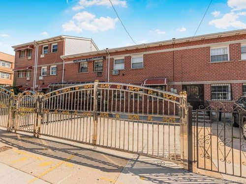 772 Home St, Bronx, NY, 10456-5423 | Card Image