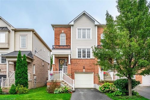 54-7 Sirente Dr, Hamilton, ON, L9A0B4 | Card Image