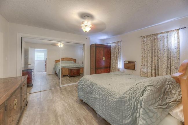 Guest bed in main home | Image 7