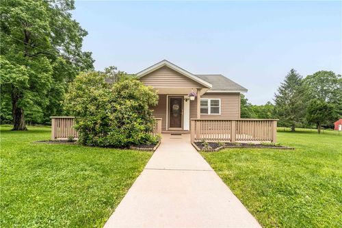 2228 Dinner Bell Five Forks Rd, Farmington, PA, 15437-1045 | Card Image