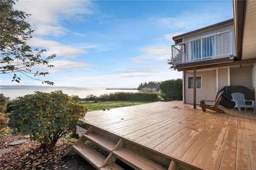 4007 Island Hwy S, Campbell River, BC, V9H1G4 | Card Image