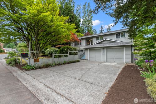 22232 4th Pl W, Bothell, WA, 98021-9701 | Card Image