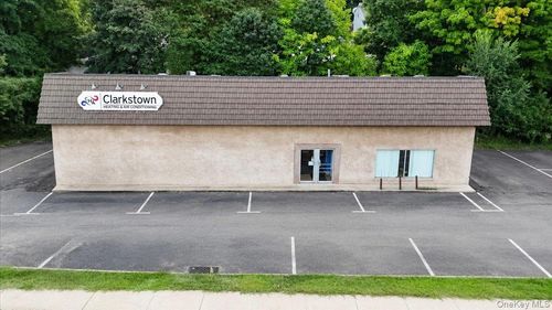 95 S Pearl St, Pearl River, NY, 10965-2235 | Card Image