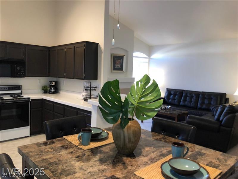 Residential Lease in Las Vegas 4