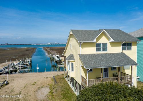 1711 E Fort Macon Rd, Atlantic Beach, NC, 28512-5603 | Card Image