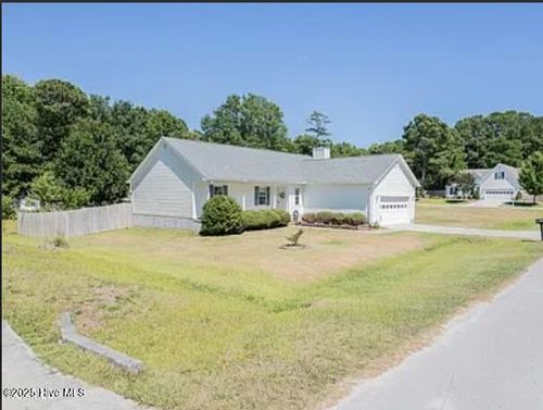 200 Smallberry Ct, Sneads Ferry, NC, 28460-6828 | Card Image