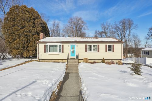 11 Poplar Dr, Seymour, CT, 06483-2434 | Card Image