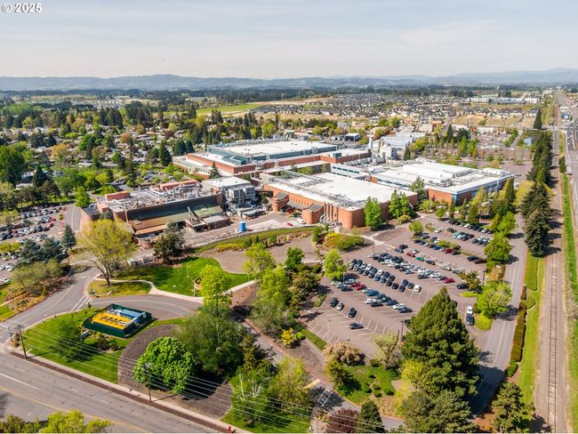 5582 Sw Murray Blvd, Condo with 2 bedrooms, 1 bathrooms and null parking in Beaverton OR | Image 21