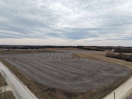 000 Sw 77th St, Auburn, KS, 66402 | Card Image