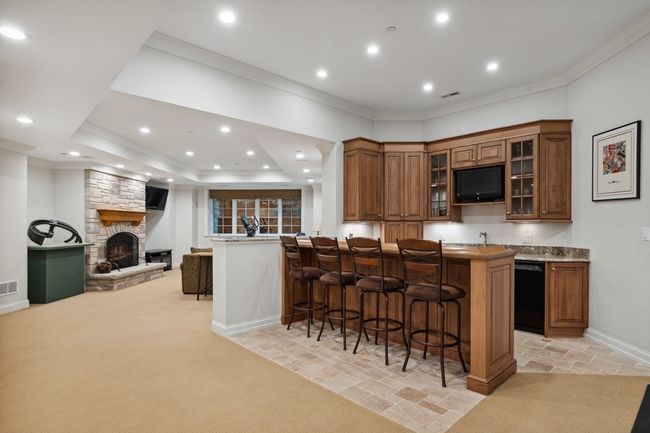 2239 Sheridan Rd, Home with 4 bedrooms, 8 bathrooms and null parking in Highland Park IL | Image 36