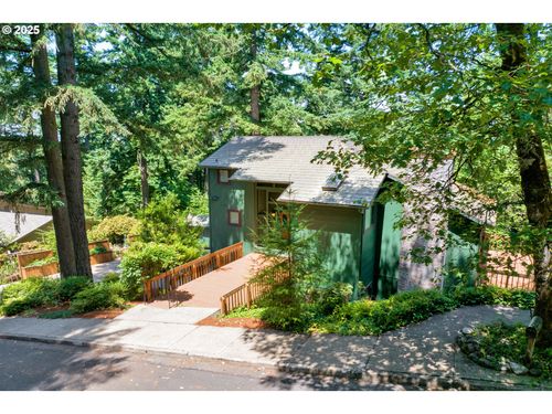 3574 Spring Blvd, Eugene, OR, 97405-4468 | Card Image