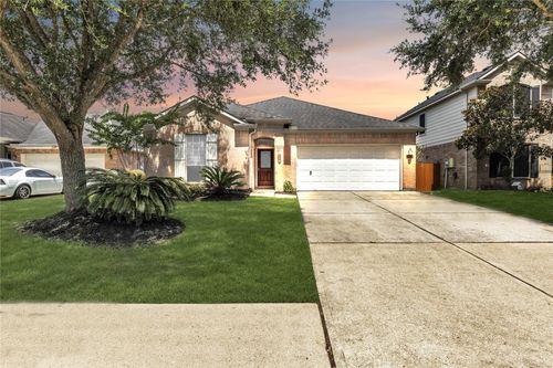 415 Abbey Ln, League City, TX, 77573-1838 | Card Image