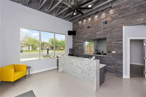 5117 Williams Dr., Corpus Christi, TX, 78411 | Card Image