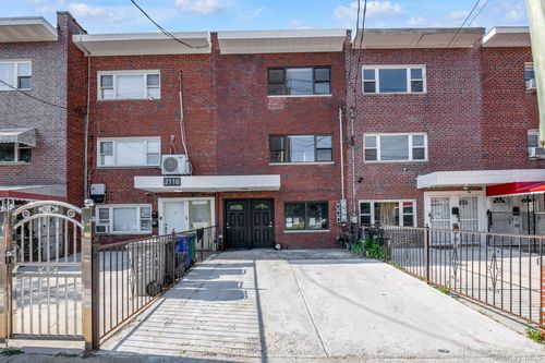 2114 Lacombe Ave, Bronx, NY, 10473-1602 | Card Image