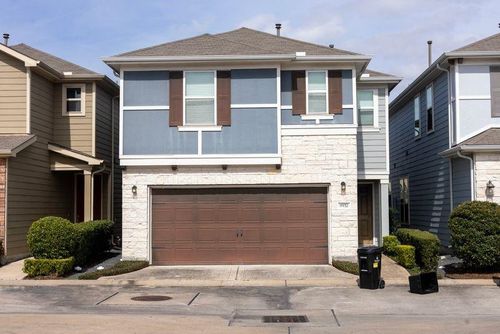 8932 Hollister Commons Ln, Houston, TX, 77080-4500 | Card Image