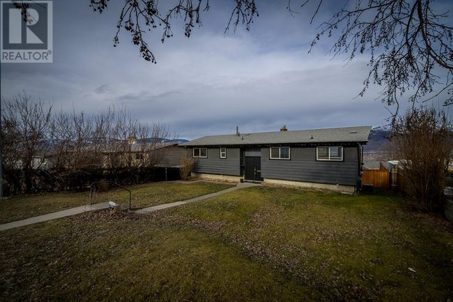 492 Grandview Terr, House other with 3 bedrooms, 3 bathrooms and 3 parking in Kamloops BC | Image 25