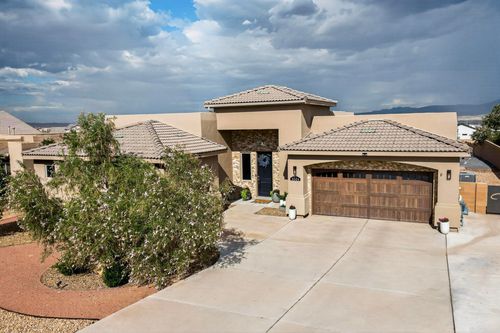 3004 Vatapa Rd Ne, Rio Rancho, NM, 87144-5772 | Card Image