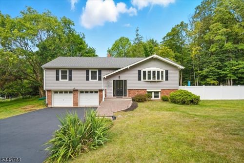 36 Tyler St, Sparta, NJ, 07871-2717 | Card Image