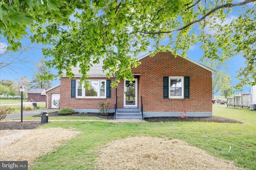 8019 Old National Pike, BOONSBORO, MD, 21713-2010 | Card Image