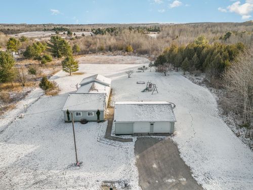 3247 N 7th St, Onaway, MI, 49765-8614 | Card Image