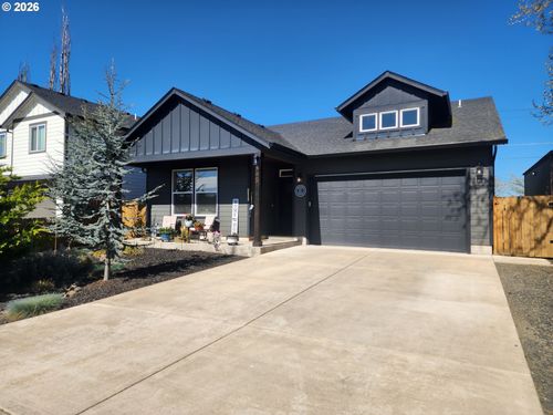 845 1st St, Gervais, OR, 97026-2113 | Card Image