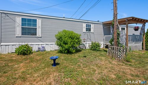 15 Pine St, East Windsor, CT, 06088-1201 | Card Image