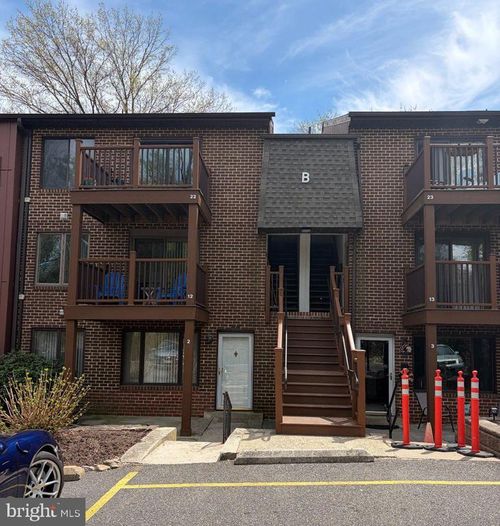 5200 B22 Hilltop Drive, BROOKHAVEN, PA, 19015 | Card Image