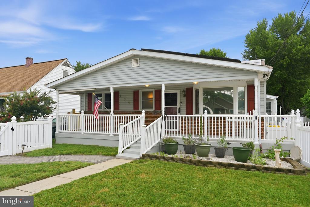 Residential in GLEN BURNIE 3