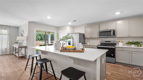 1069 Lakes Boulevard, Brunswick, GA, 31525 | Card Image