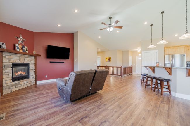 7567 Kingpost Loop, House other with 6 bedrooms, 3 bathrooms and null parking in Helena MT | Image 9