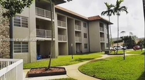apt-b15-13920 Lake Placid Ct, Miami Lakes, FL, 33014-3074 | Card Image