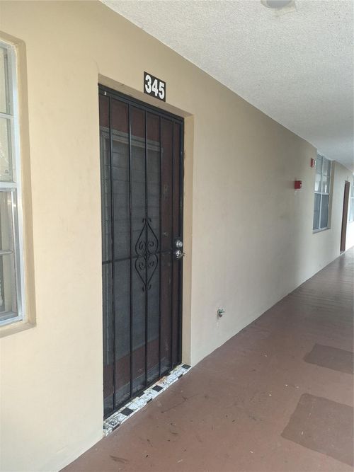 apt-345-2601 Nw 48th Ter, Lauderdale Lakes, FL, 33313-2639 | Card Image