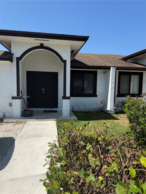 a-26735 Sw 139th Ave, Homestead, FL, 33032-7600 | Card Image