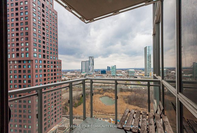 1703 - 2916 Highway 7, Condo with 2 bedrooms, 2 bathrooms and 1 parking in Vaughan ON | Image 14