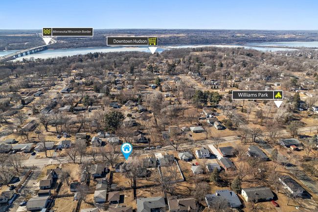 An aerial map of the home in relation to key points of interest in the area. | Image 33