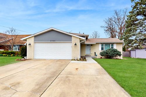 3721 Wirth Rd, Highland, IN, 46322-2221 | Card Image