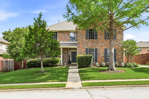 3105 Lake Park Dr, Grapevine, TX, 76051-2414 | Card Image