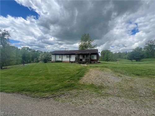 7135 Township Road 466, Lakeville, OH, 44638-9748 | Card Image