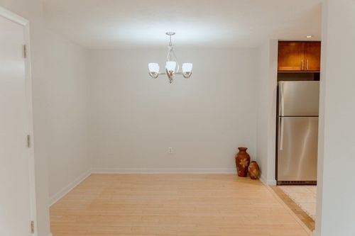 unit-23-16 Williamsburg Ct, Shrewsbury, MA, 01545-3432 | Card Image