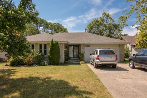 2549 S Delaware Ave, Springfield, MO, 65804-3217 | Card Image