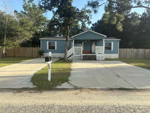 135 Rembrandt Cir, Defuniak Springs, FL, 32433-7819 | Card Image