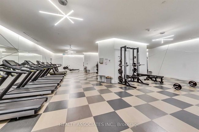 1009 - 30 Ordnance St, Condo with 2 bedrooms, 1 bathrooms and null parking in Toronto ON | Image 23