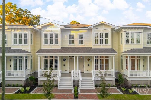 306 W 38th St, Savannah, GA, 31401-8804 | Card Image