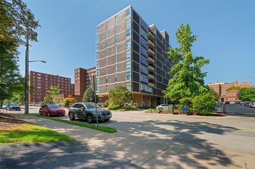 apt-ph2-552 N Neville St, Oakland, PA, 15213-2831 | Card Image
