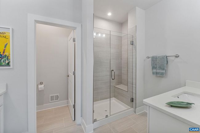 B - 802 Wesley Ln, Condo with 3 bedrooms, 3 bathrooms and null parking in CHARLOTTESVILLE VA | Image 26